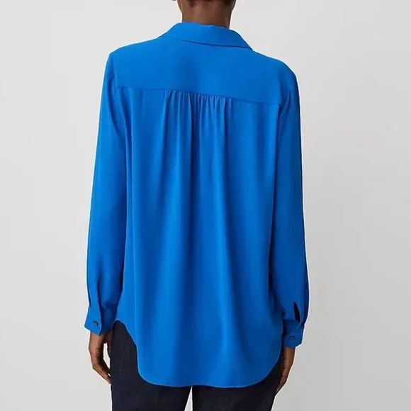 Ann Taylor Women’s Blue Camp Shirt Blouse Size M - Picture 2 of 13